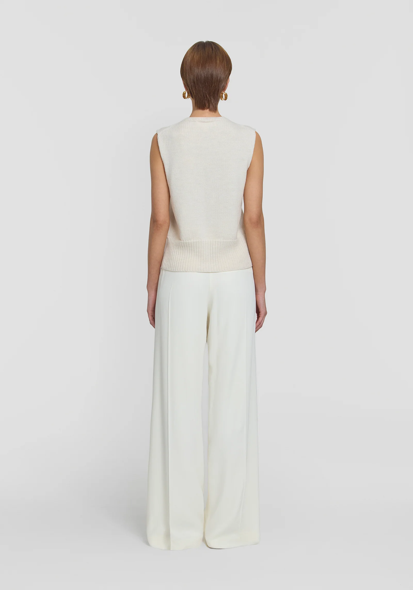 Julian Vest - Image 4