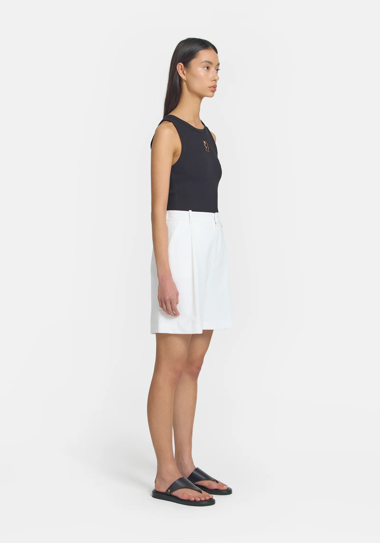 V&W Cut Out Tank - Image 3