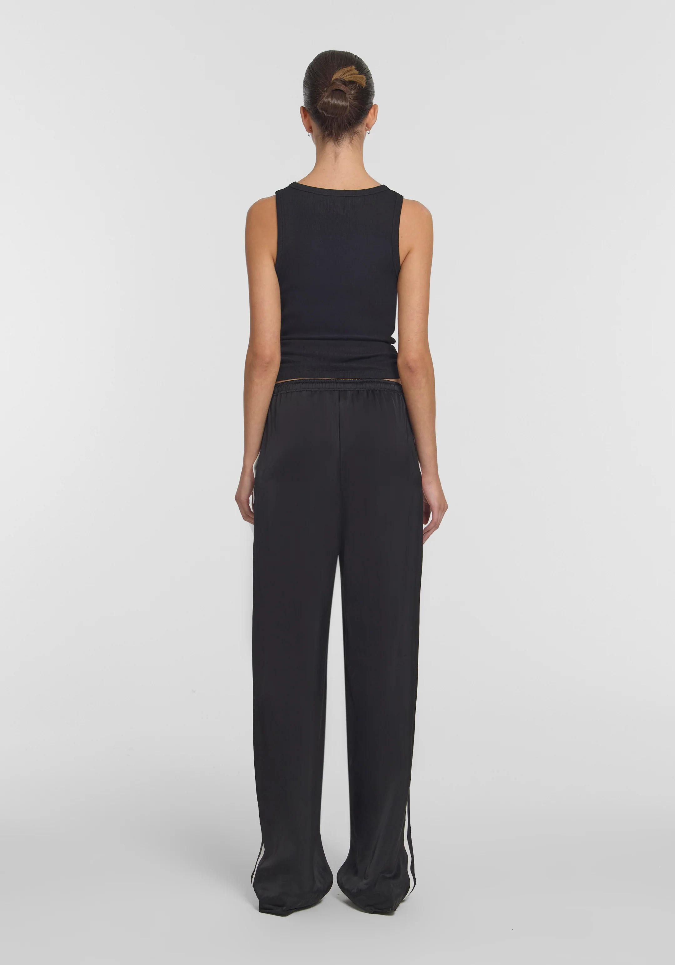 V&W Metal Tank - Image 4